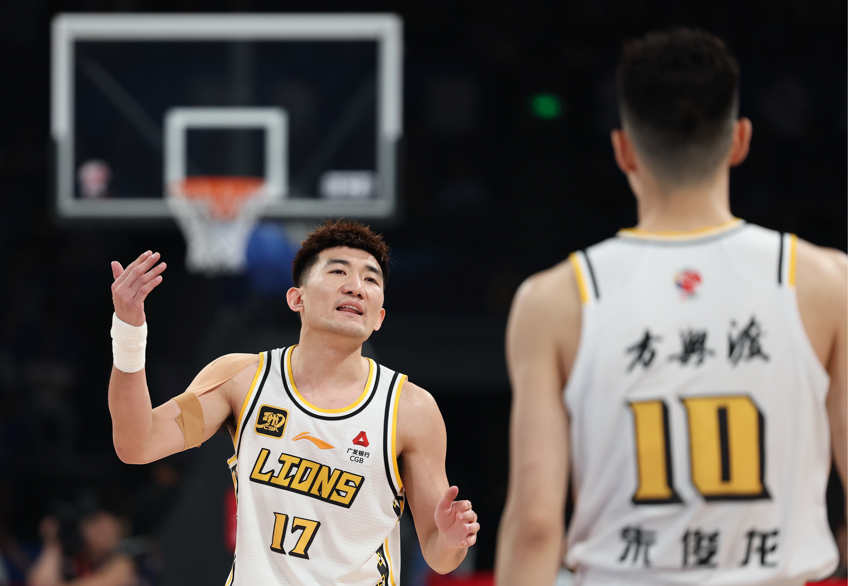爱游戏-NBA常规赛转会期再迎强敌，辽宁本钢豪取连胜，主帅态度：信心回归，球队文化再被提及的简单介绍